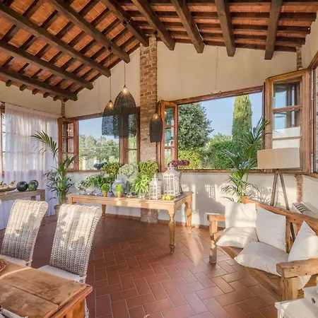 In Picturesque Hamlet Of San Miniato